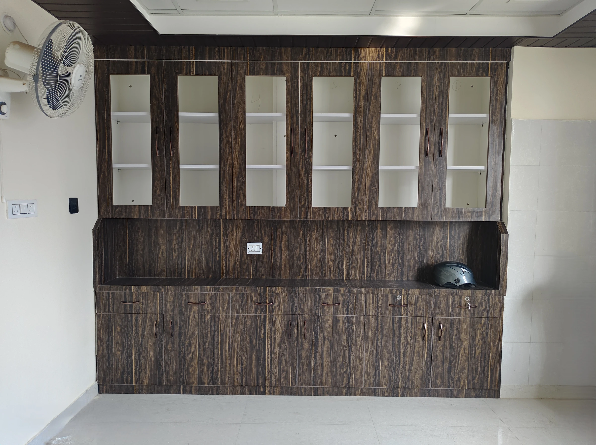 Office File Cabinet & Storage Unit in Haldwani,Rudrapur & Pantnagar, Uttarakhand (Wooden Document Almirah & Shelf for Commercial Use)